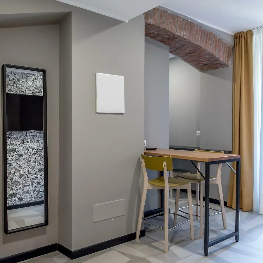 Aparthotel Casa Mia Milan 2*,