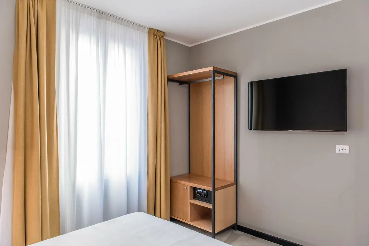 Apartment Aparthotel Casa Mia Milan